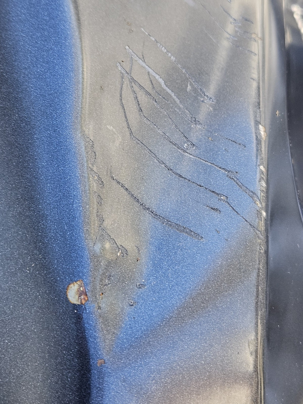 13-18 2015 Kawasaki ZX6R 636 OEM Gas Fuel Tank Petrol Reservoir Damaged