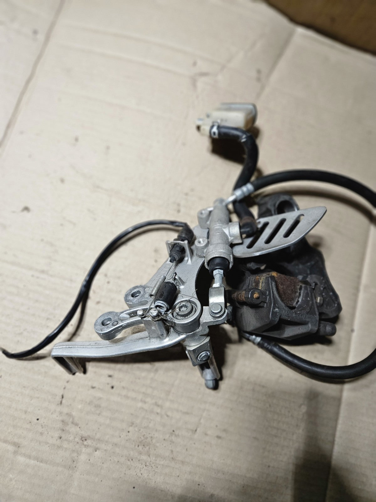2006-2007 Suzuki GSXR600 GSXR750 Rear Brake Caliper Master Cylinder OEM11