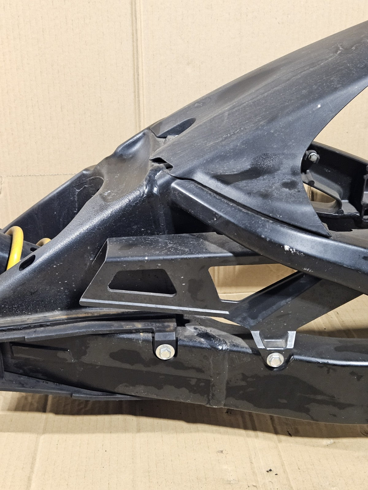 2006 2007 Suzuki GSXR600 Swingarm with Rear Shock and Linkage Set OEM 2