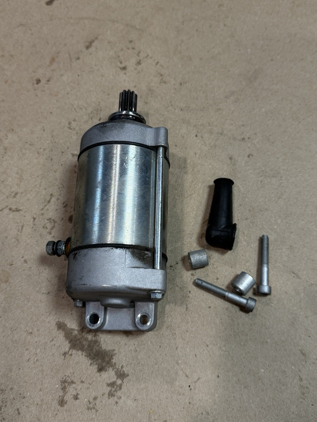 21-24 Aprilia RSV4 1100 OEM Starter Motor Engine Starting DC 12V Unit