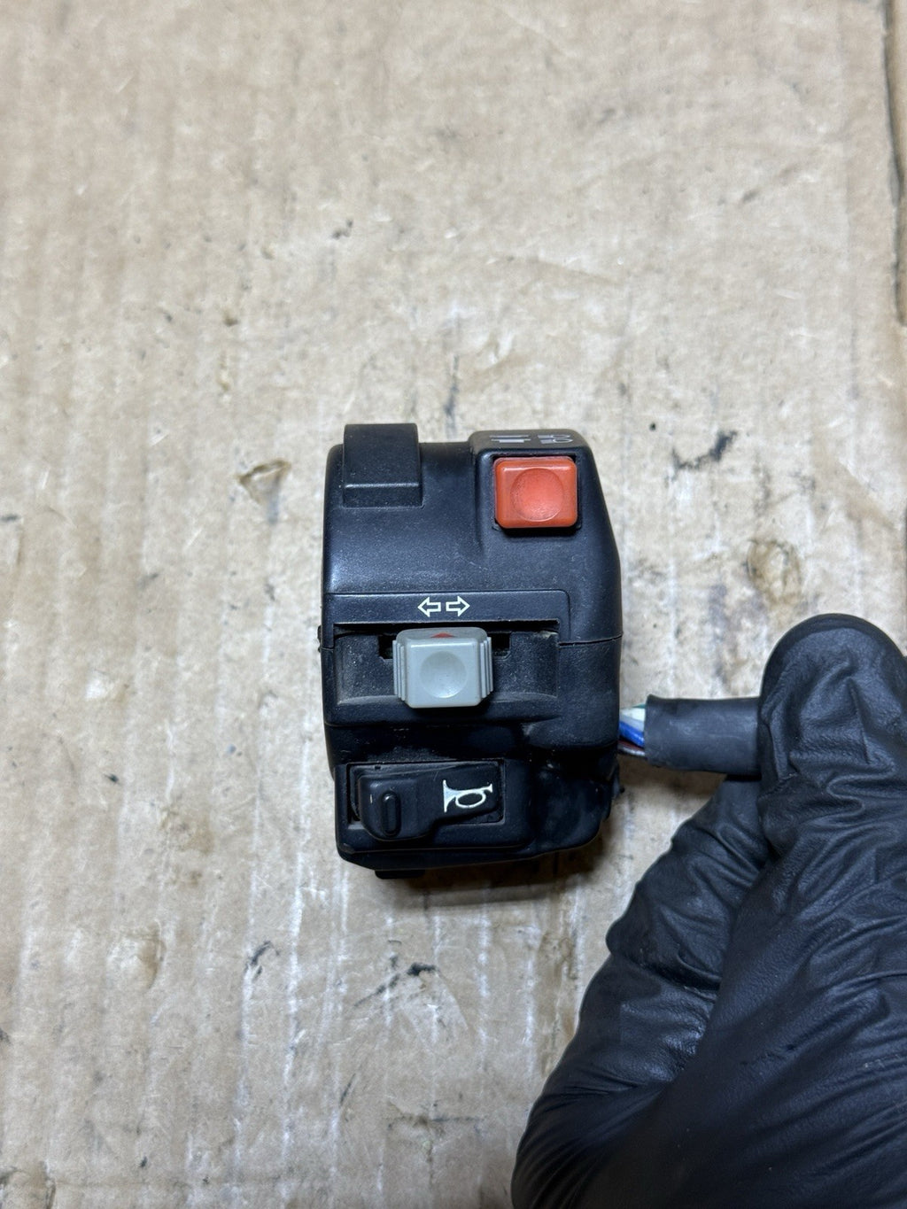 Genuine Ducati Left Controls Headlight Turn Signal Horn Switch 94-03 748 916 996