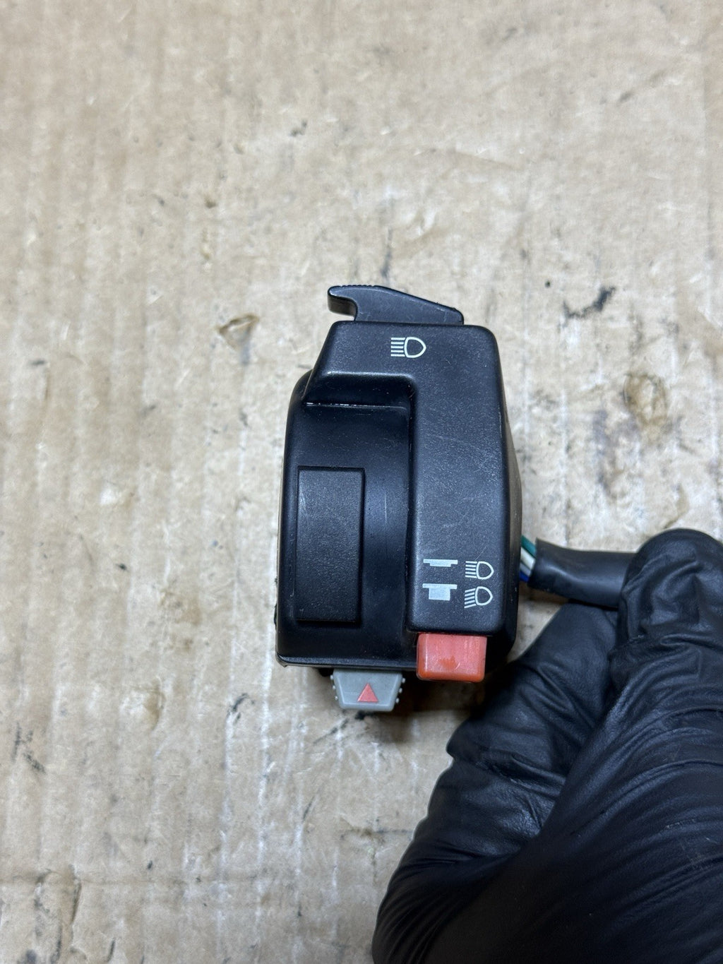 Genuine Ducati Left Controls Headlight Turn Signal Horn Switch 94-03 748 916 996