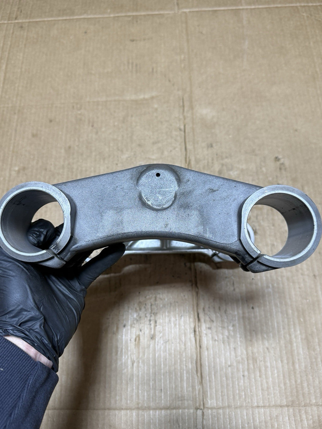 2001 Ducati 748 748S 916 996 998 OEM Triple Tree Top Bottom Yoke Clamp w/ Bolts