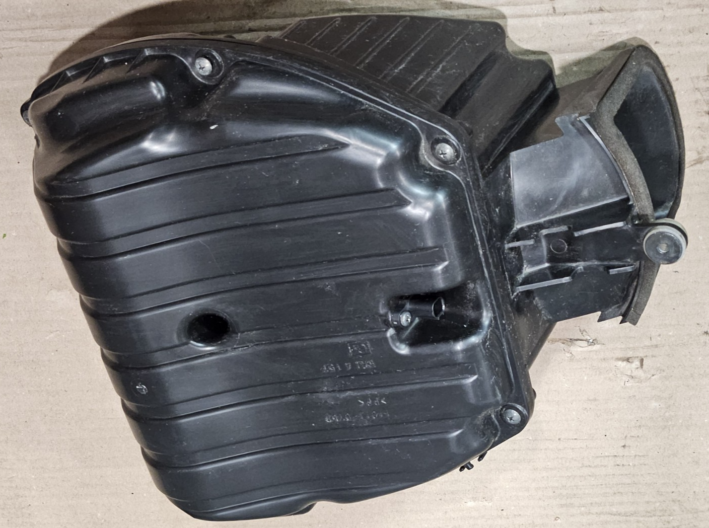 2013-2018 Kawasaki Ninja ZX6R 636 OEM Airbox Intake Filter Box 2017