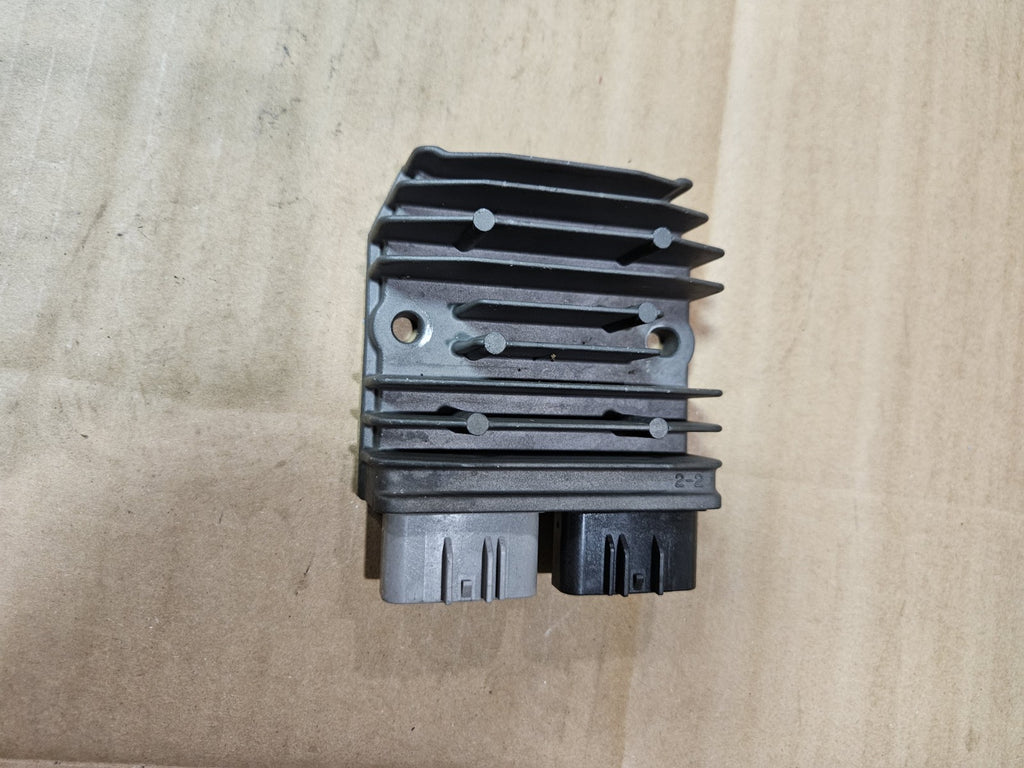 2022-2025 Yamaha YZF-R7 R7 OEM Voltage Regulator Rectifier Assy 27D-81960-00-004