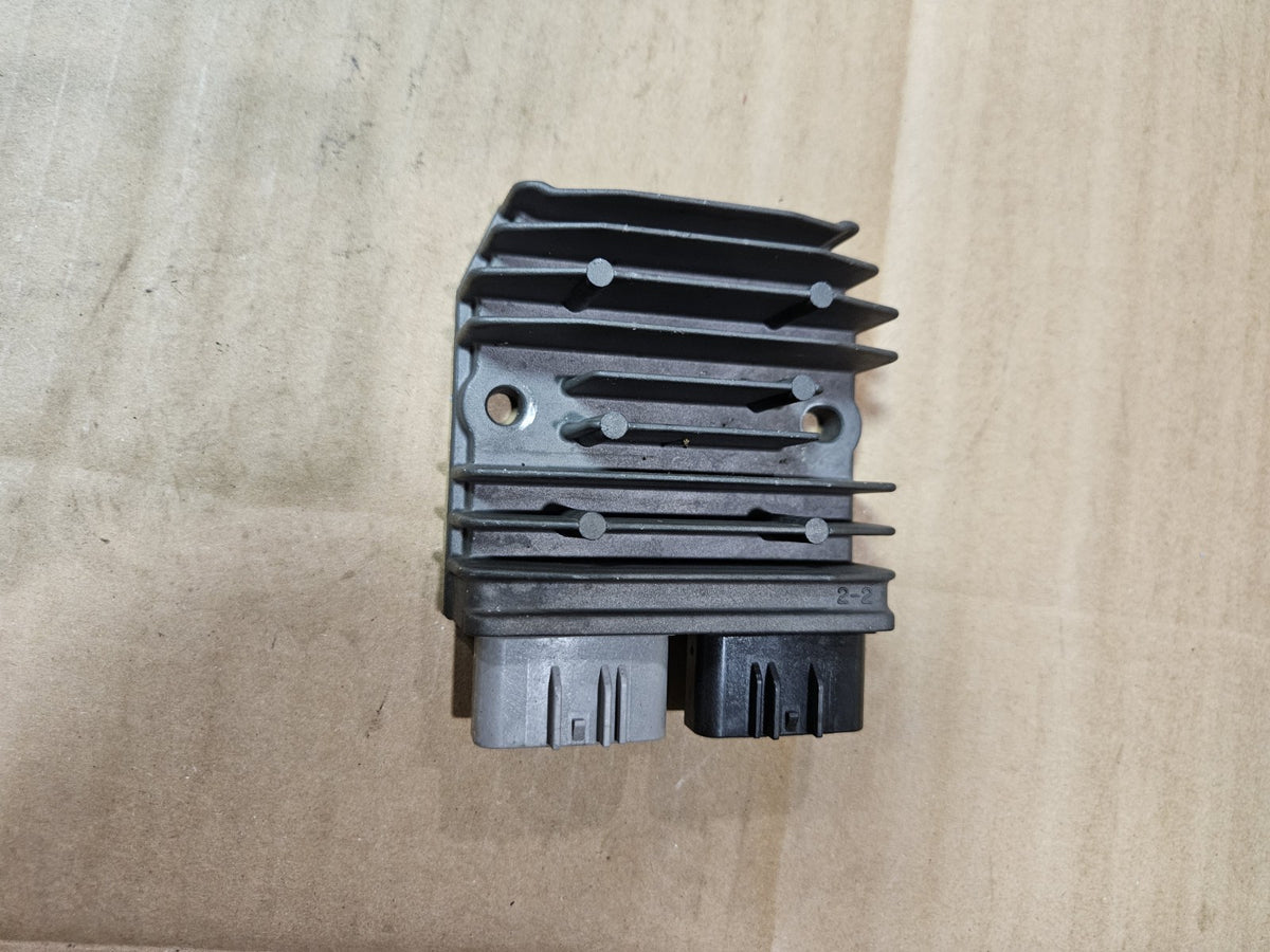 2022-2025 Yamaha YZF-R7 R7 OEM Voltage Regulator Rectifier Assy 27D-81960-00-004