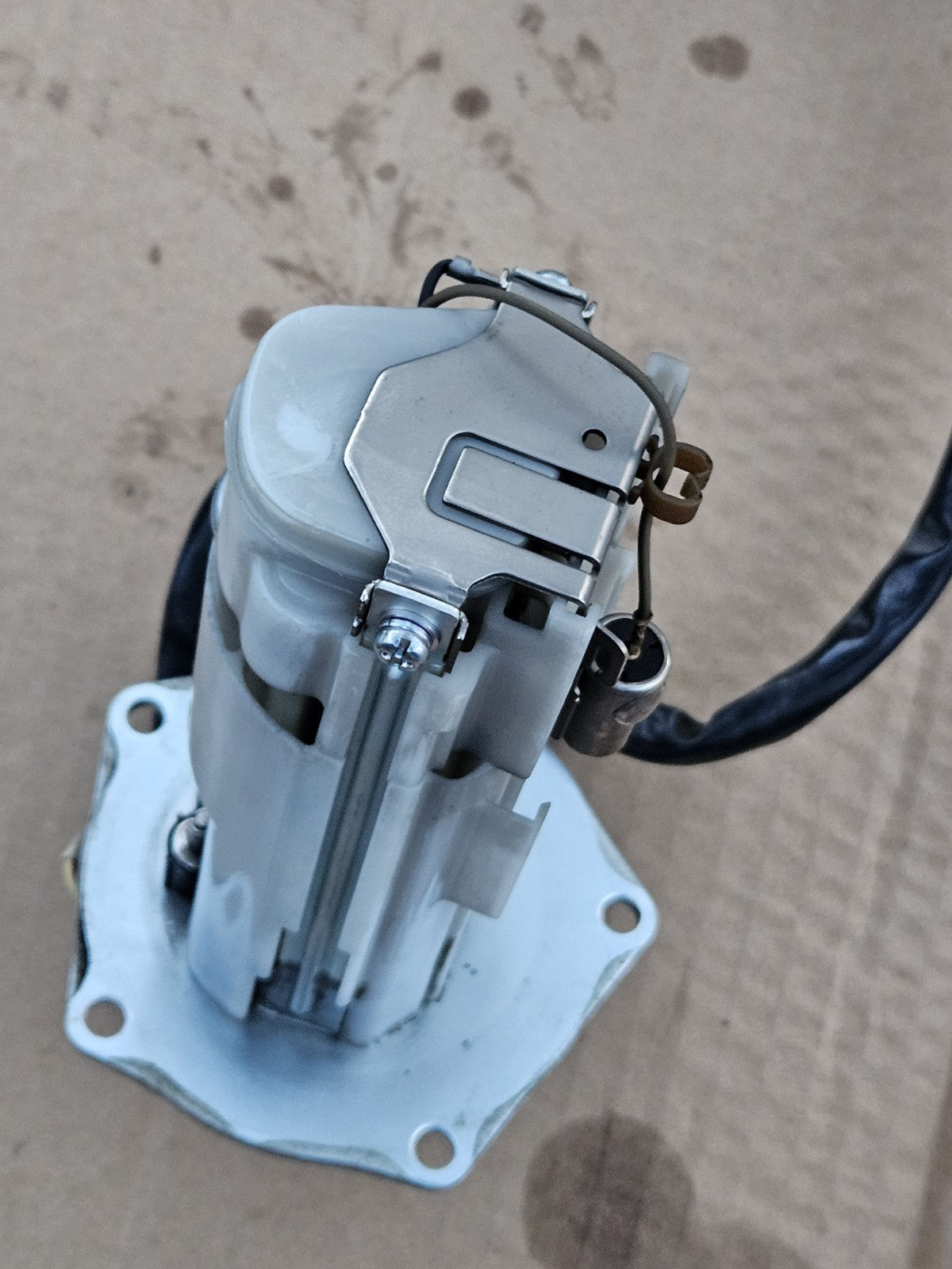 11-15 2014 Kawasaki Ninja ZX10R ZX10 OEM Fuel Pump Gas Petrol Sending Unit OEM