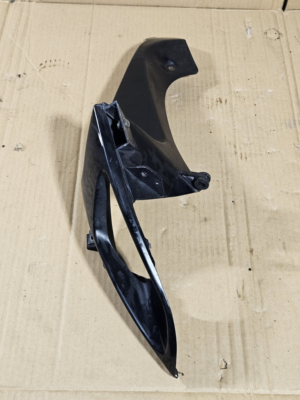 2006 2007 Suzuki GSXR600 Right Air Intake Duct OEM 9442001H00 Genuine Tube13