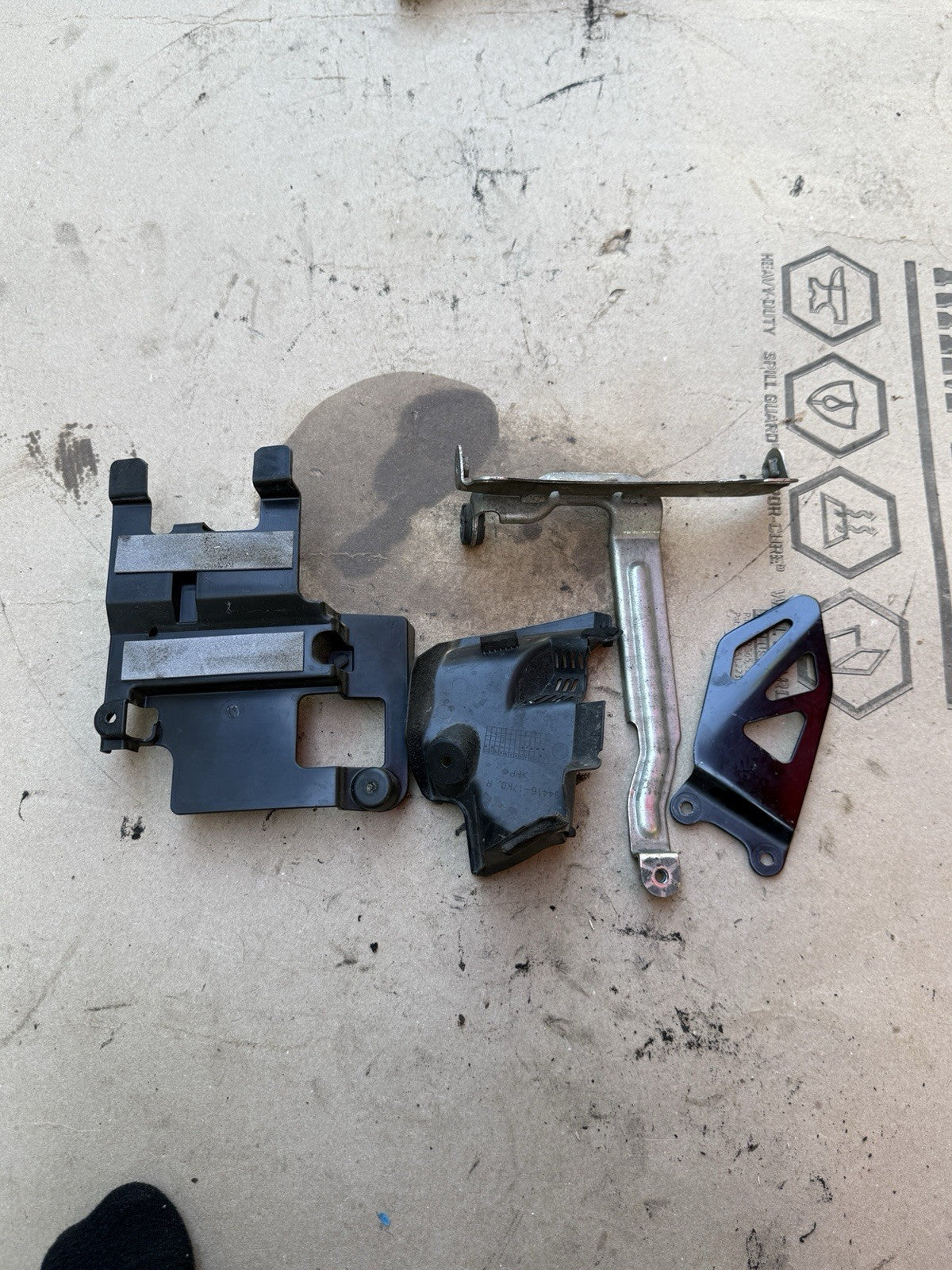 2017-2025 Suzuki GSXR1000 GSXR1000R OEM Engine Motor Mount Brackets Set L74