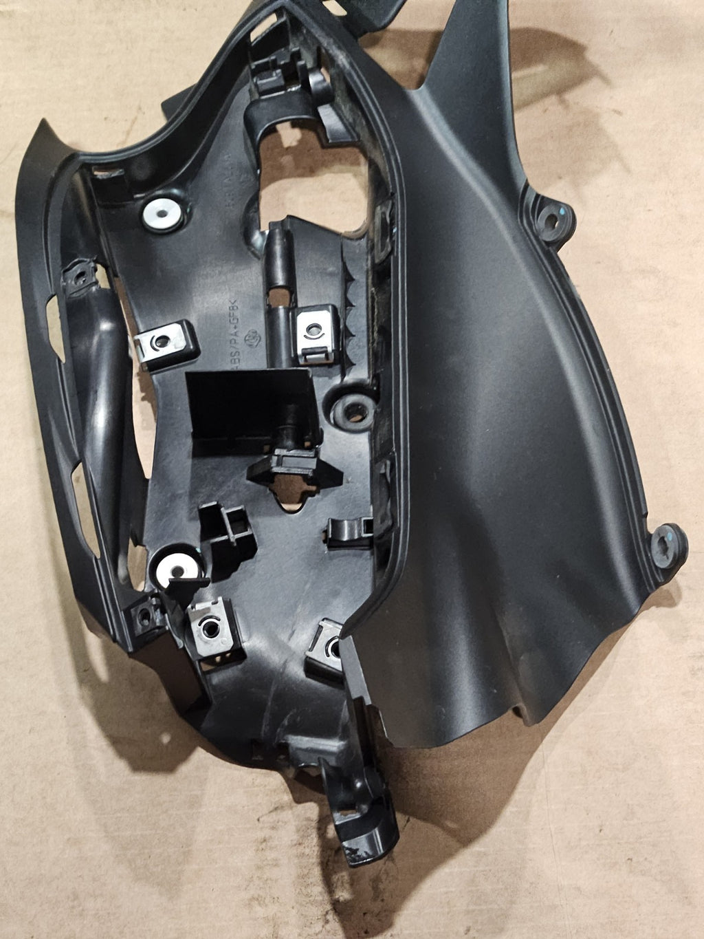 12-19 Ducati 899 959 1199 1299 Oem Right Holder Mid Upper Side Fairing Inner Cow