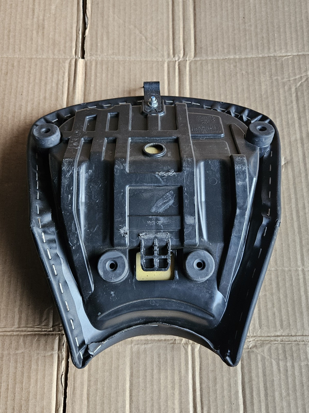 2017-2019 Kawasaki Ninja 650 ABS KRT OEM Front Driver Seat Saddle 53066-0557-MA2