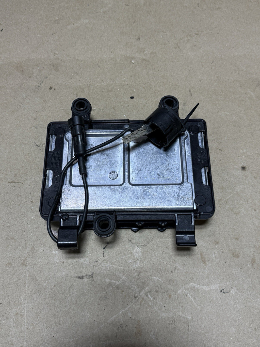 Genuine OEM Aprilia RSV4 R ECU ECM CDI Computer Control Unit Module 2015-2018
