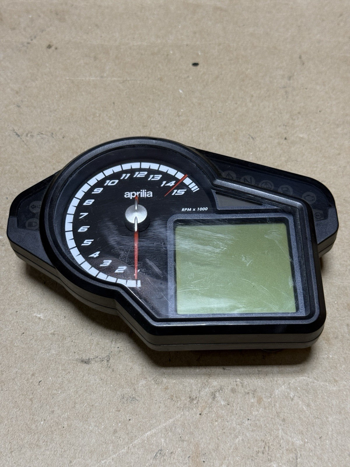 Genuine OEM Aprilia RSV4 Cluster Speedometer Tachometer Dash 2015-2018 2D000144