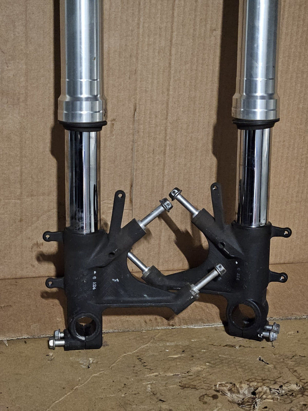 2005 2006 Honda CBR1000RR OEM Front Forks Set Left Right Triple Tree Shocks7