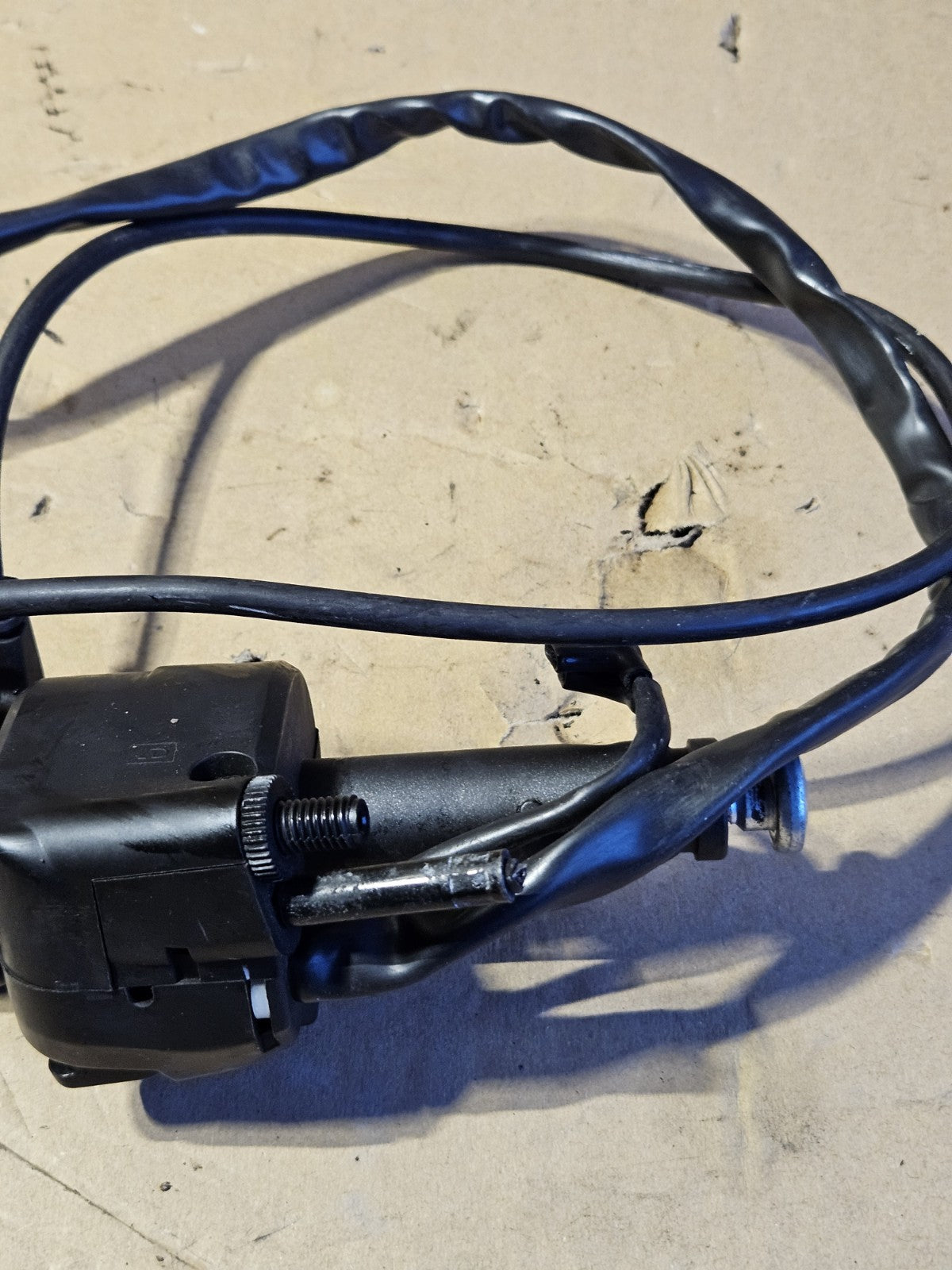 17-19 Kawasaki Ninja 650 ABS EX650 OEM Right Clip On Handlebar Switch 46091-048513