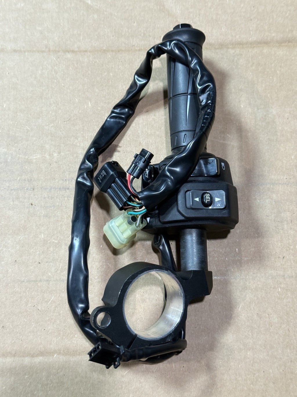 19-23 Kawasaki Ninja ZX6R 636 OEM Left Clip On Handlebar Switchgear 46003-06004