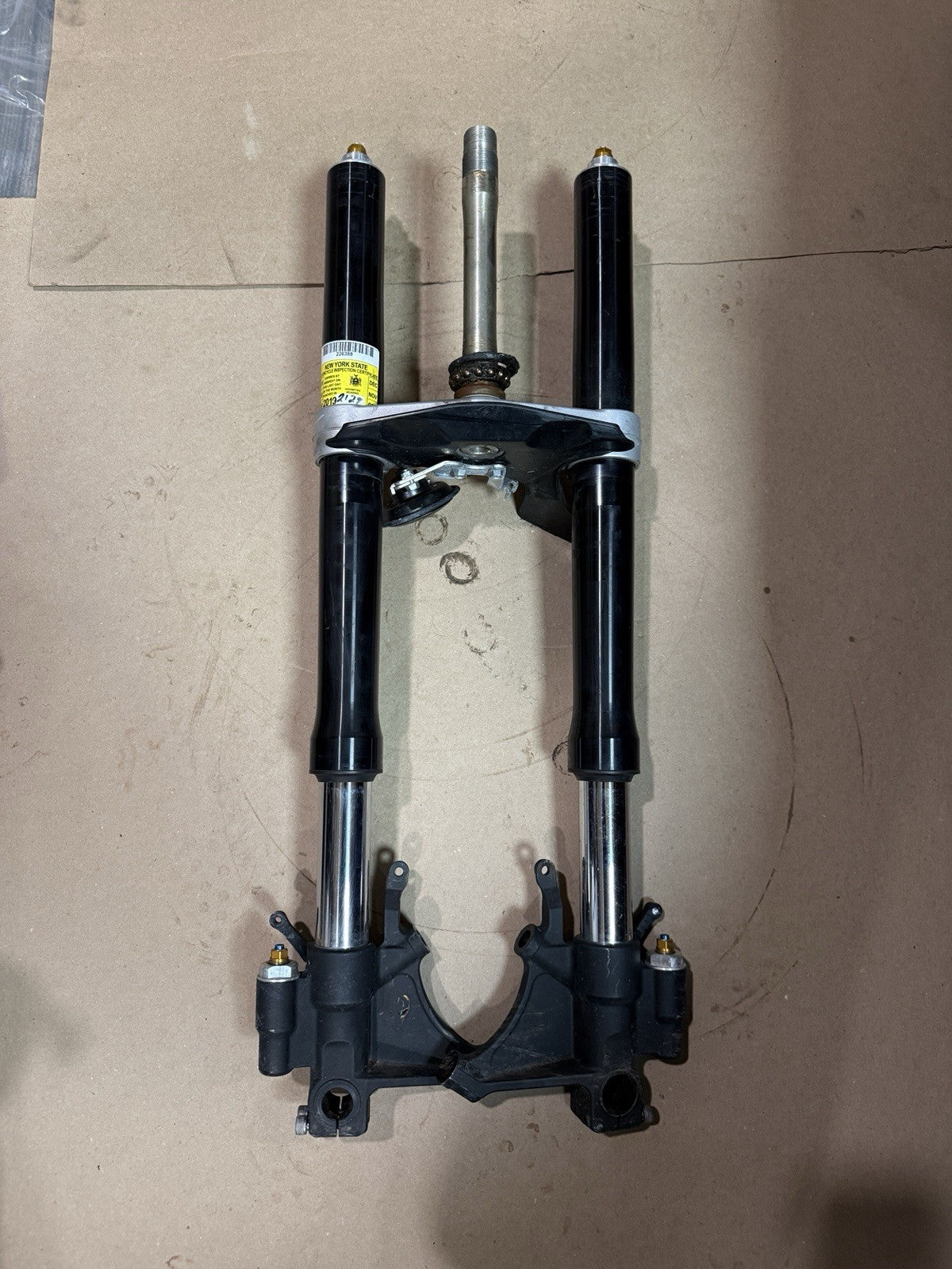 08-16 Yamaha YZF R6 YZFR6 OEM Front Forks Tubes Triple Tree Suspension Assembly