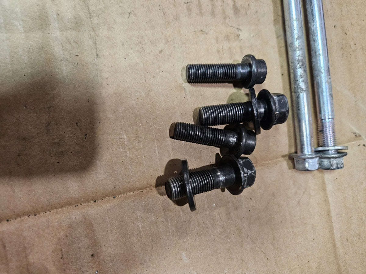 2022-2025 Yamaha YZF-R7 R7 YZFR7 OEM Engine Motor Mount Bolts Nuts Washers Lot1