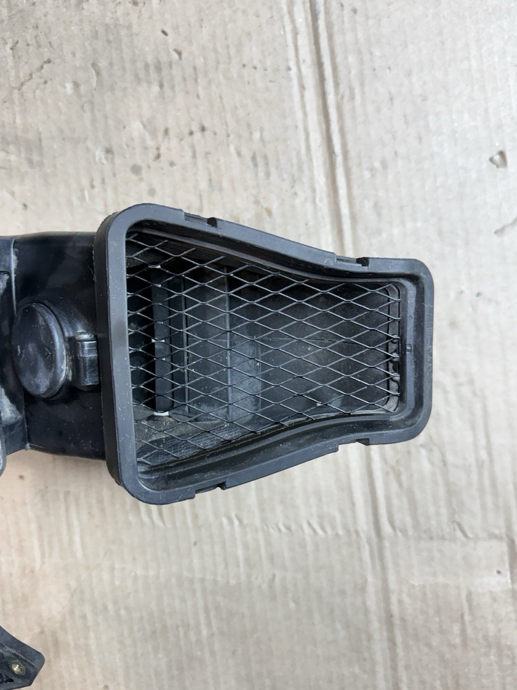 2011-2015 Kawasaki Ninja ZX10R OEM Ram Air Intake Duct Front Upper Fairing Stay