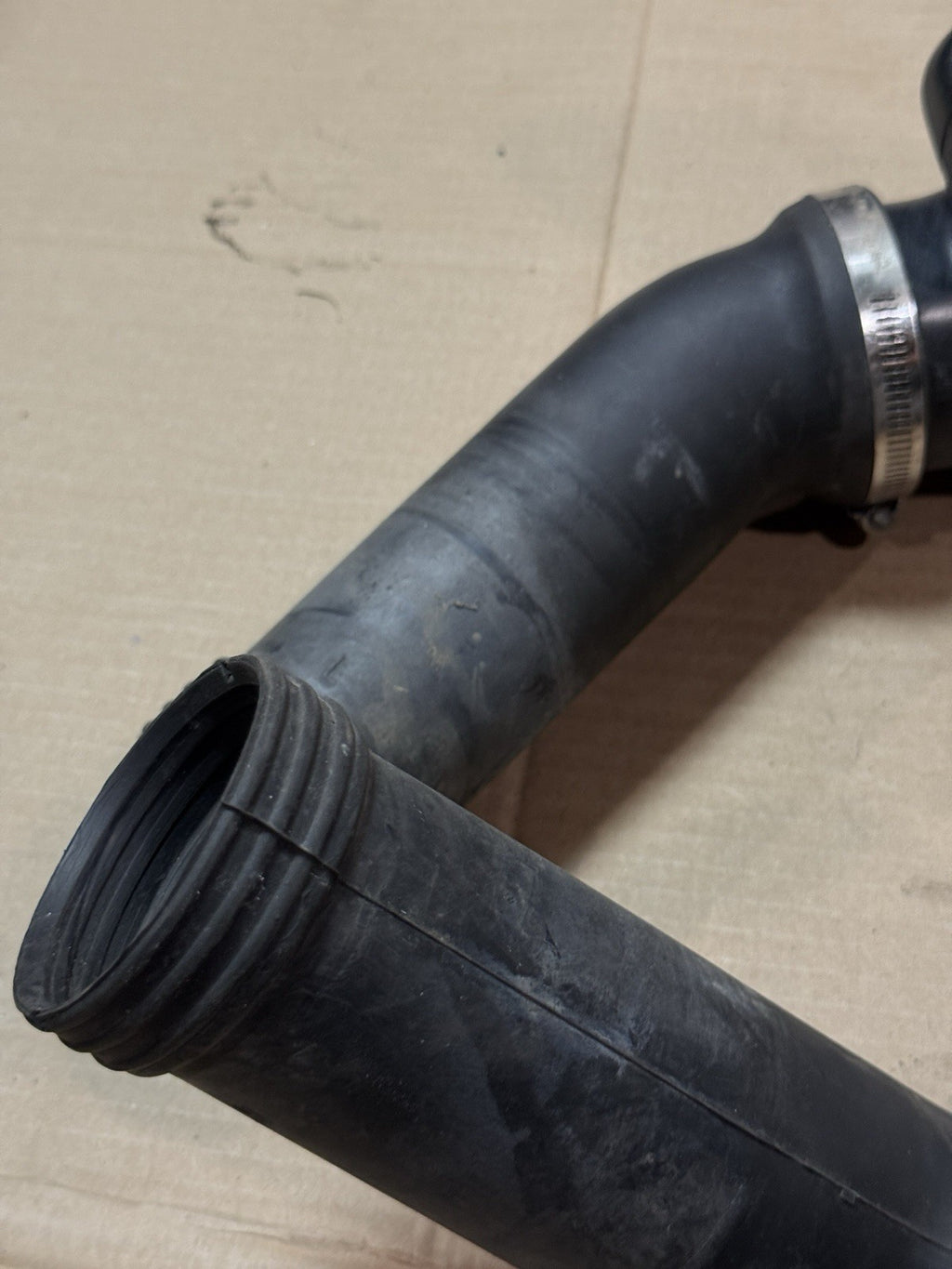 1998-1999 Kawasaki Ninja ZX6R ZX600G OEM Ram Air Intake Ducts LH RH 14073-173217