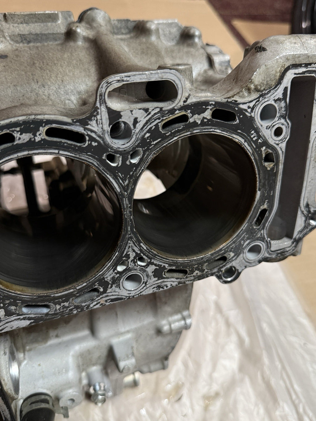 11-15 KAWASAKI NINJA ZX10R OEM ENGINE MOTOR CRANKCASE CRANK CASES BLOCK7