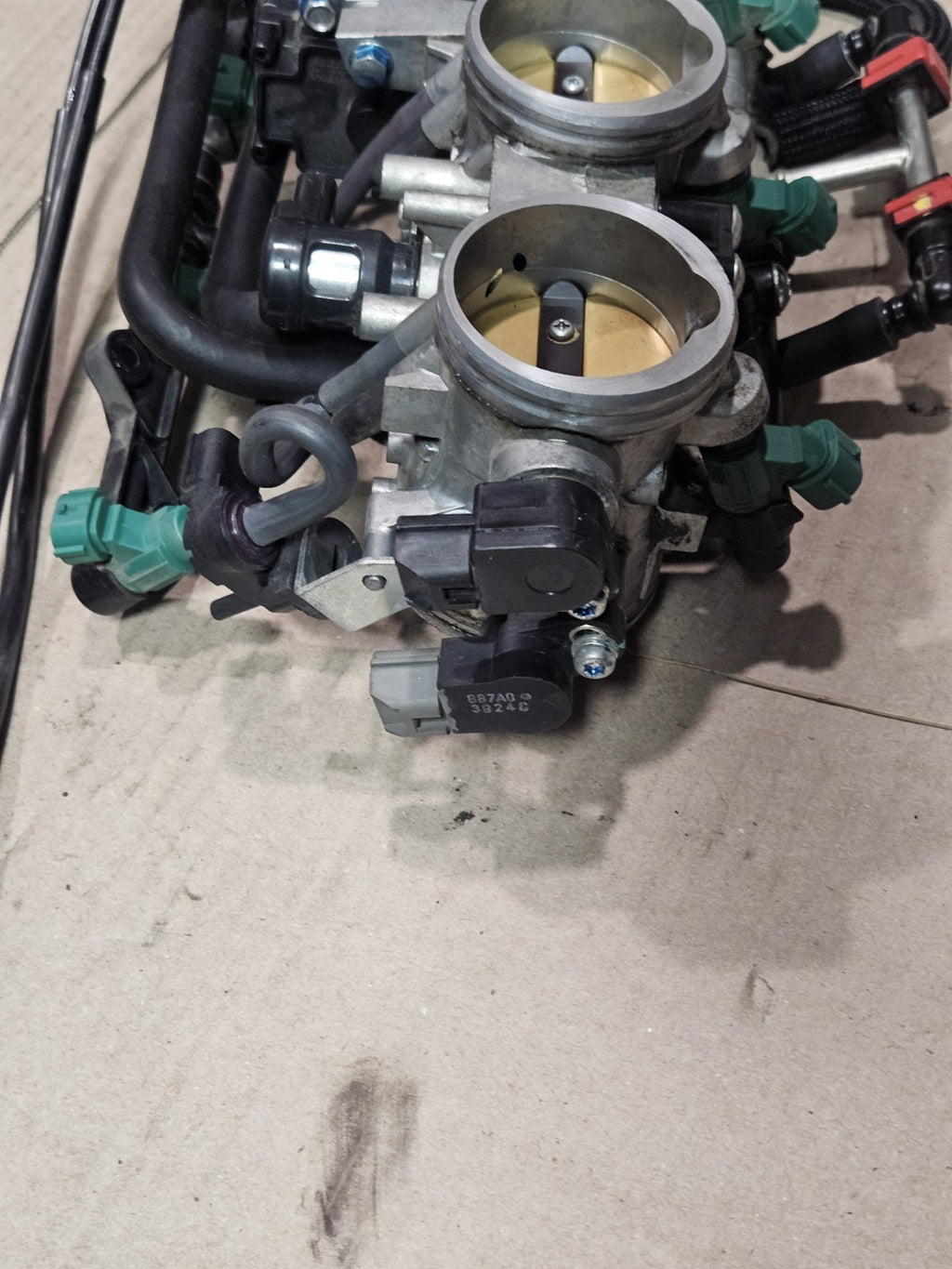 11-15 2014 Kawasaki Ninja ZX10R OEM Throttle Bodies Injectors Fuel Assembly Runs