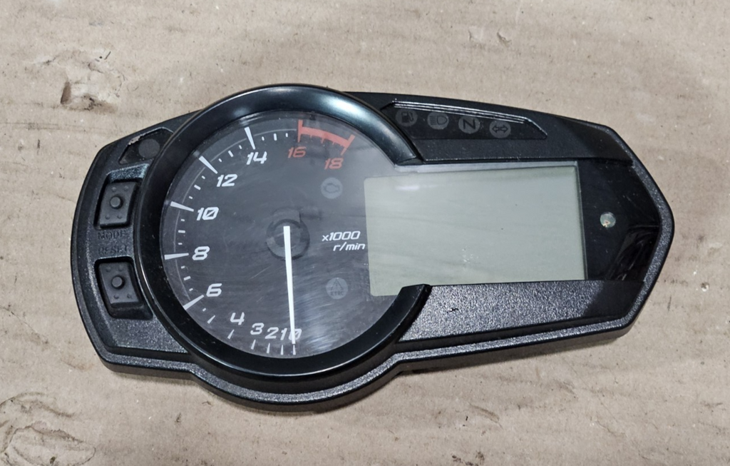 2013-2018 Kawasaki Ninja ZX6R OEM Speedometer Gauge Cluster Display 13K Miles