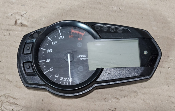 2013-2018 Kawasaki Ninja ZX6R OEM Speedometer Gauge Cluster Display 13K Miles