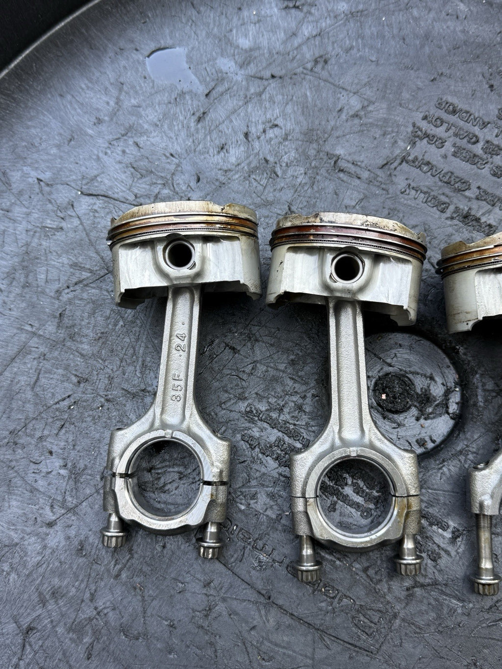 2000-2003 Suzuki GSXR750 OEM Engine Motor Block Pistons Connecting Rods Assembly18