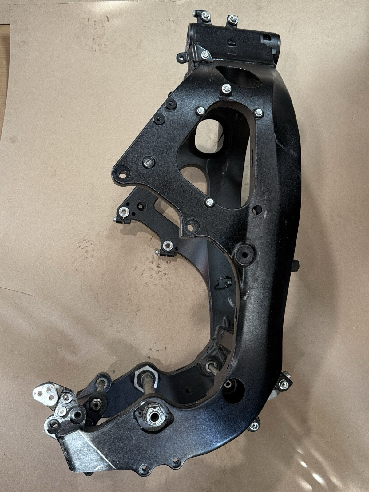 09-16 2012 Suzuki GSXR 1000 Main Frame Chassis STRAIGHT CLEAN 0 Miles