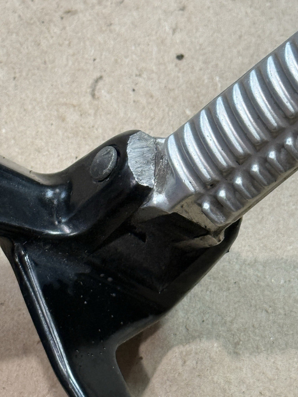 2008-2013 Ducati 848 EVO OEM Rear Passenger Foot Peg Brackets Footrest Hangers5