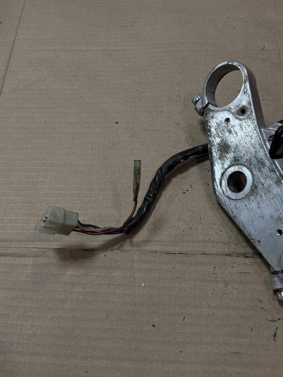 1998 1999 Kawasaki Ninja ZX6R ZX600G OEM Upper Triple Tree Ignition Switch Key6