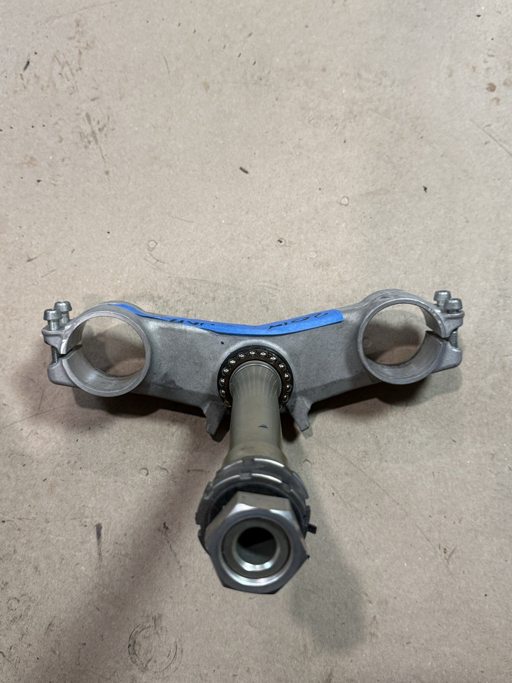 11-15 Kawasaki Ninja ZX10R OEM Lower Triple Tree Clamp Steering Stem