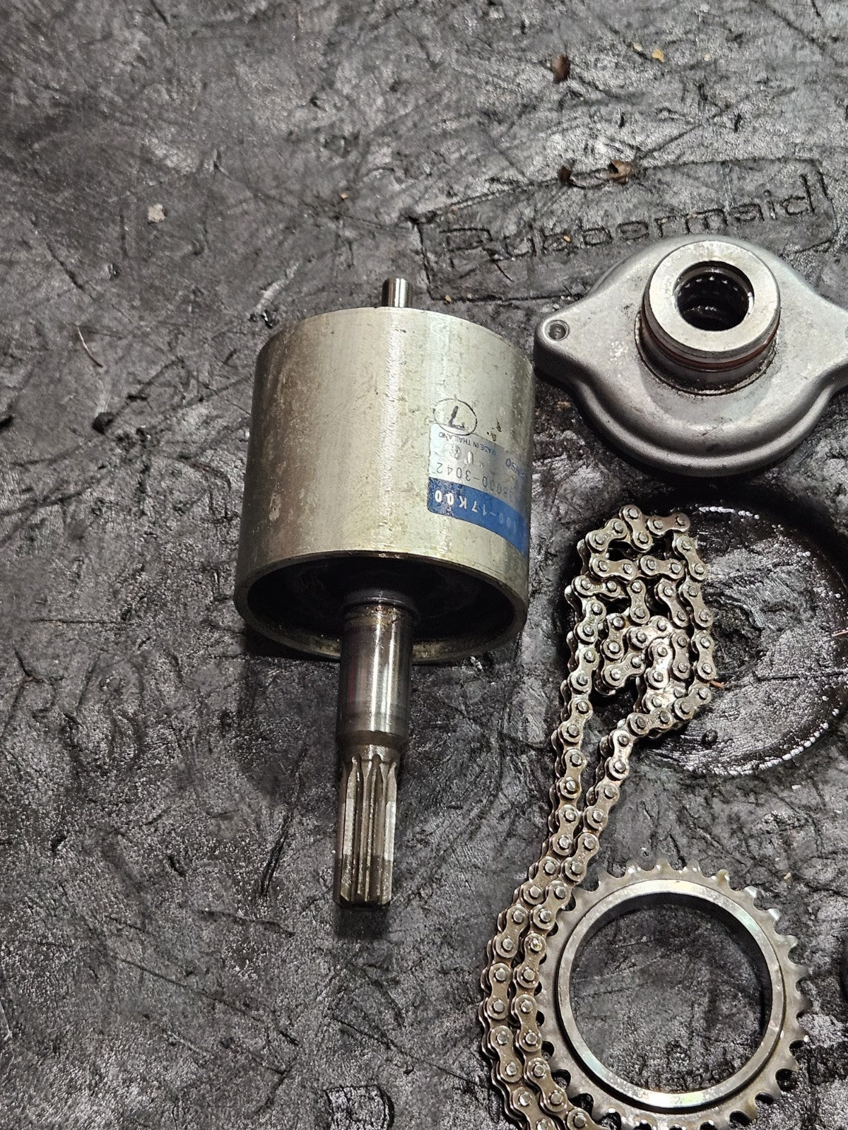 17-26 Suzuki GSXR1000R GSXR1000 OEM Engine Starter Shaft Idler Gear Assembly4