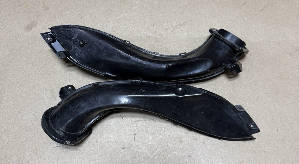 15-18 Aprilia RSV4 RR RF RIGHT LEFT SIDE RAM AIR DUCT INTAKE TUBE OEM CLEAN
