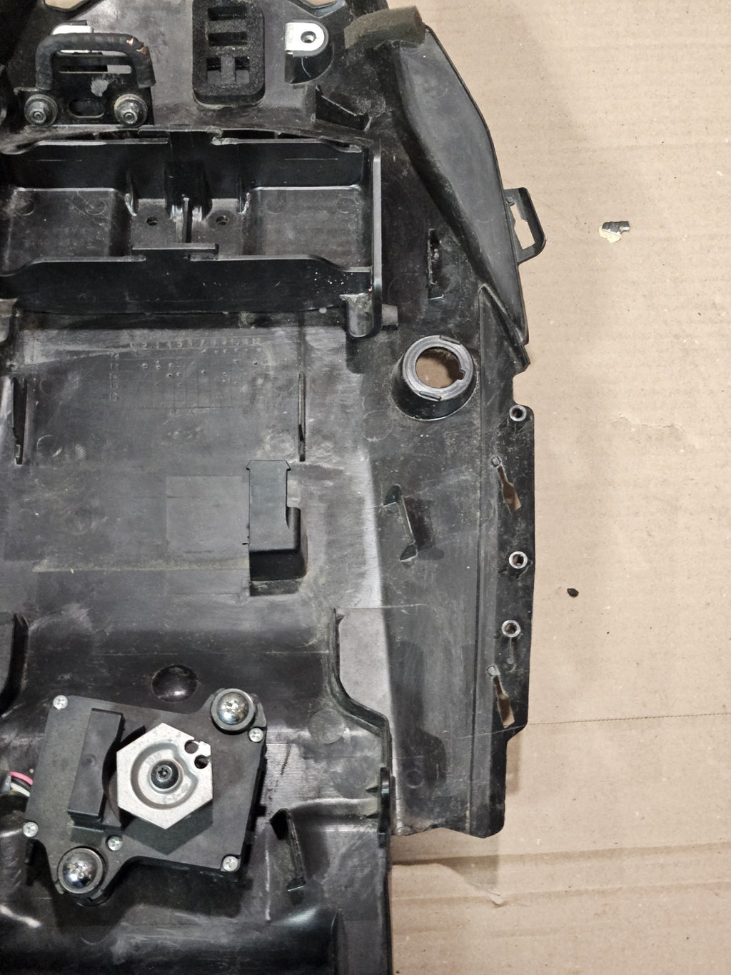 13-18 Kawasaki Ninja ZX6R 636 OEM Battery Tray Under Tail Section Fairing Cover