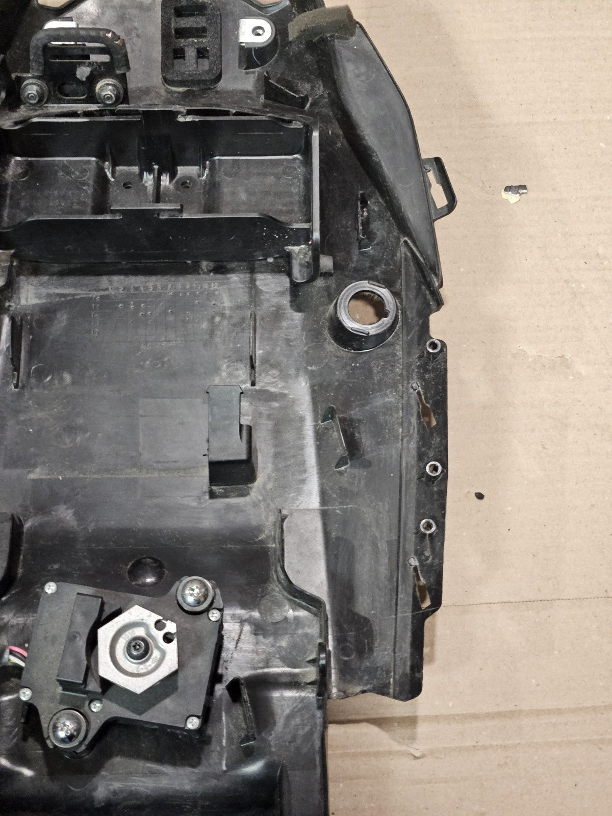 13-18 Kawasaki Ninja ZX6R 636 OEM Battery Tray Under Tail Section Fairing Cover