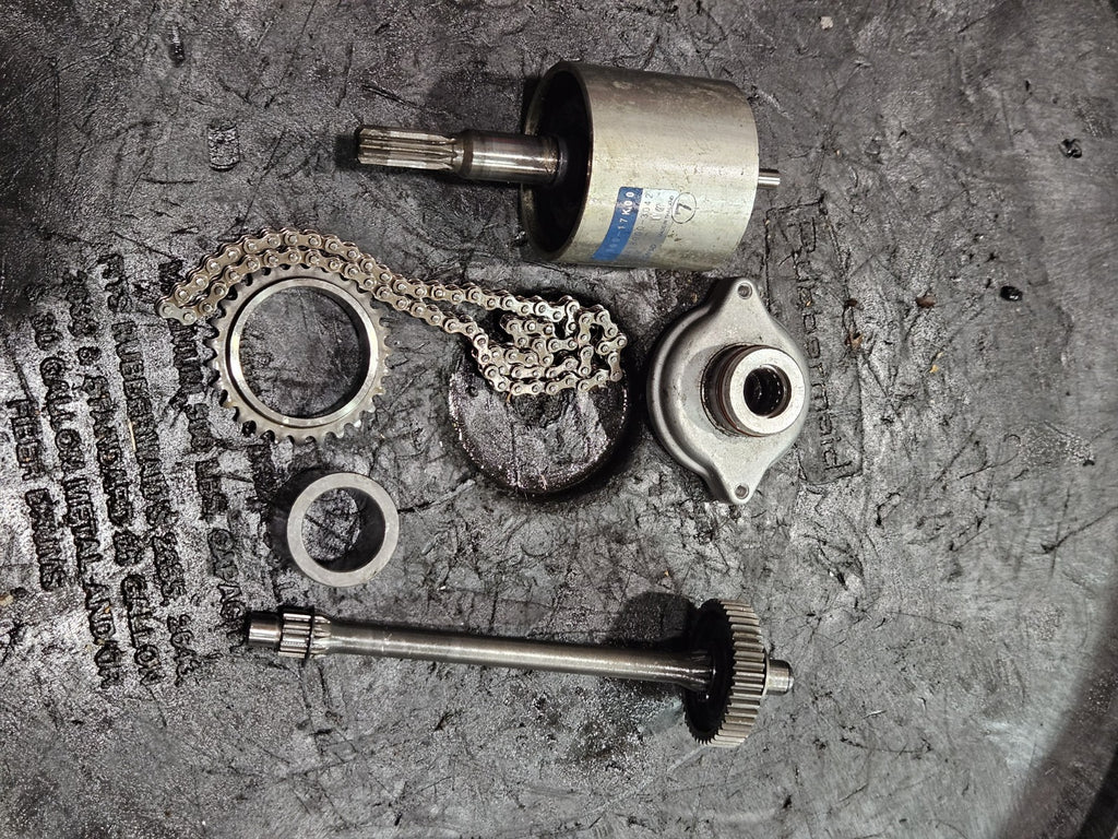 17-26 Suzuki GSXR1000R GSXR1000 OEM Engine Starter Shaft Idler Gear Assembly1