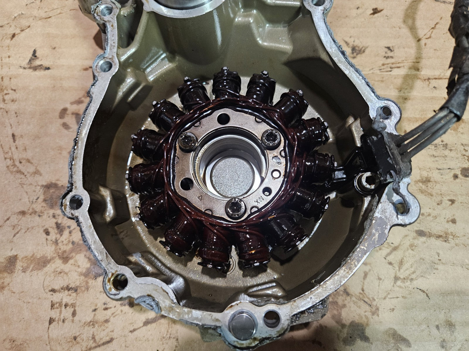 09-19 2014 BMW S1000RR OEM Engine Stator Generator Magneto Cover Left Case Cover