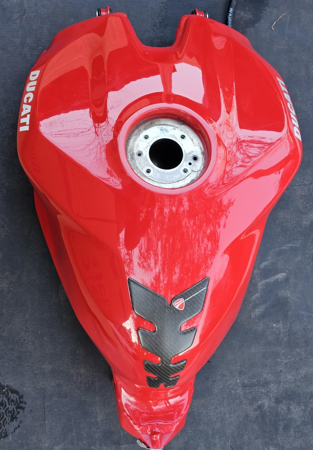 12-19 2015 Ducati Panigale 1199 1299 S R OEM Gas Fuel Tank Red Mint