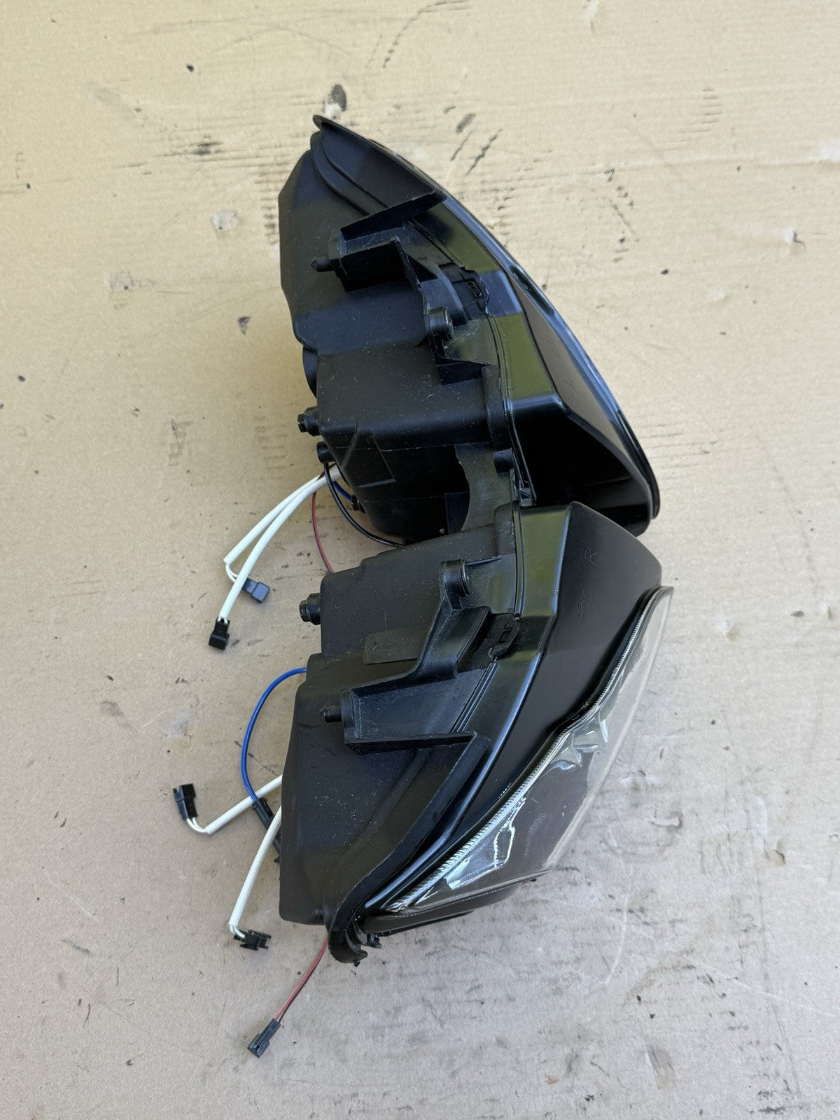 2008-2011 Honda CBR1000RR Fireblade LED Angel Eyes Halo Headlight Assembly SC597