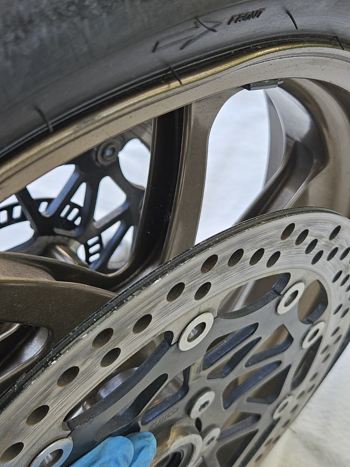 KAWASAKI NINJA ZX10RR ZX10R Marchesini FORGED FRONT WHEEL RIM DMG6