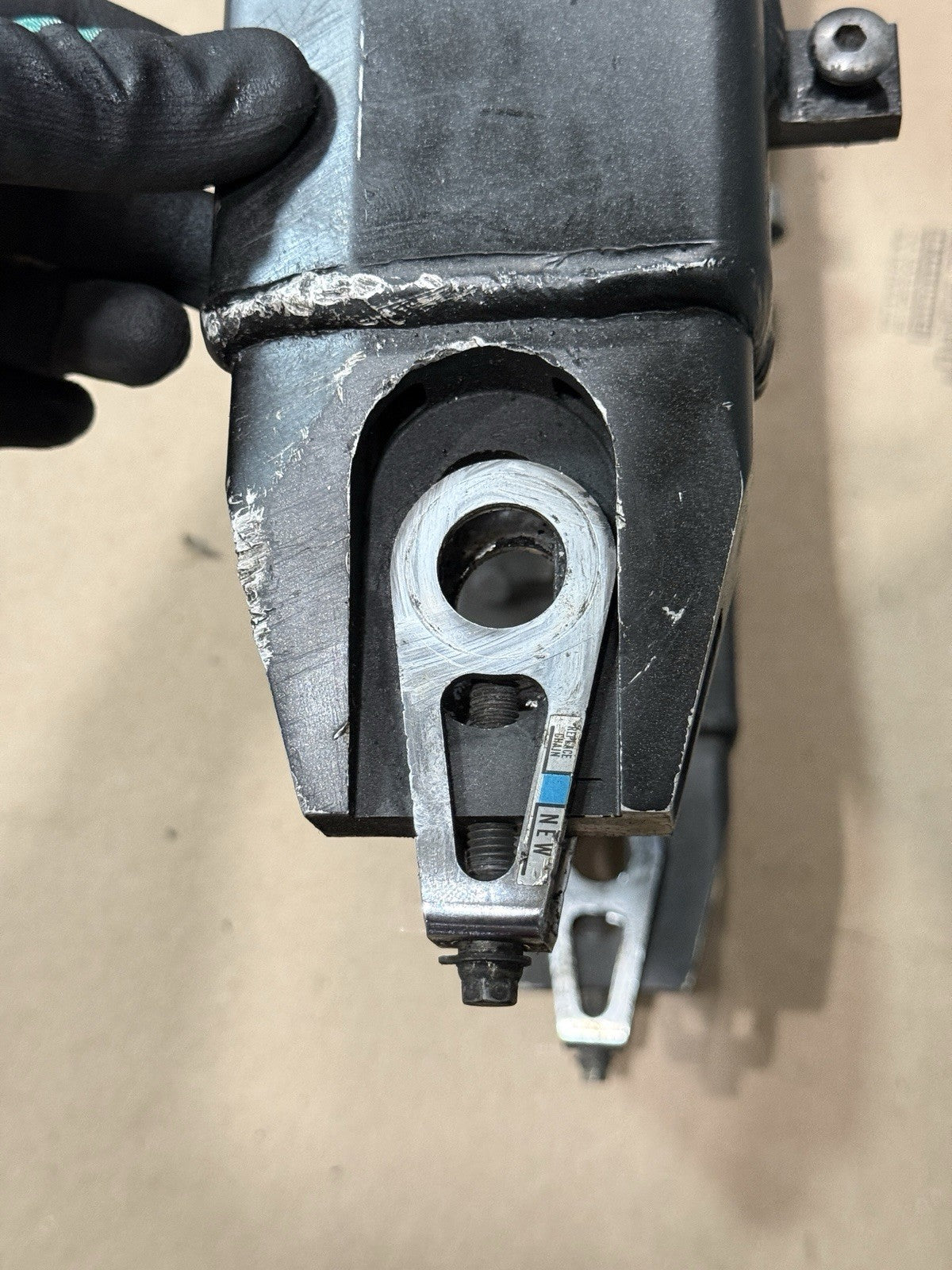 2001 2002 HONDA CBR 600 F4I F4 OEM SWINGARM REAR SUSPENSION 01 02