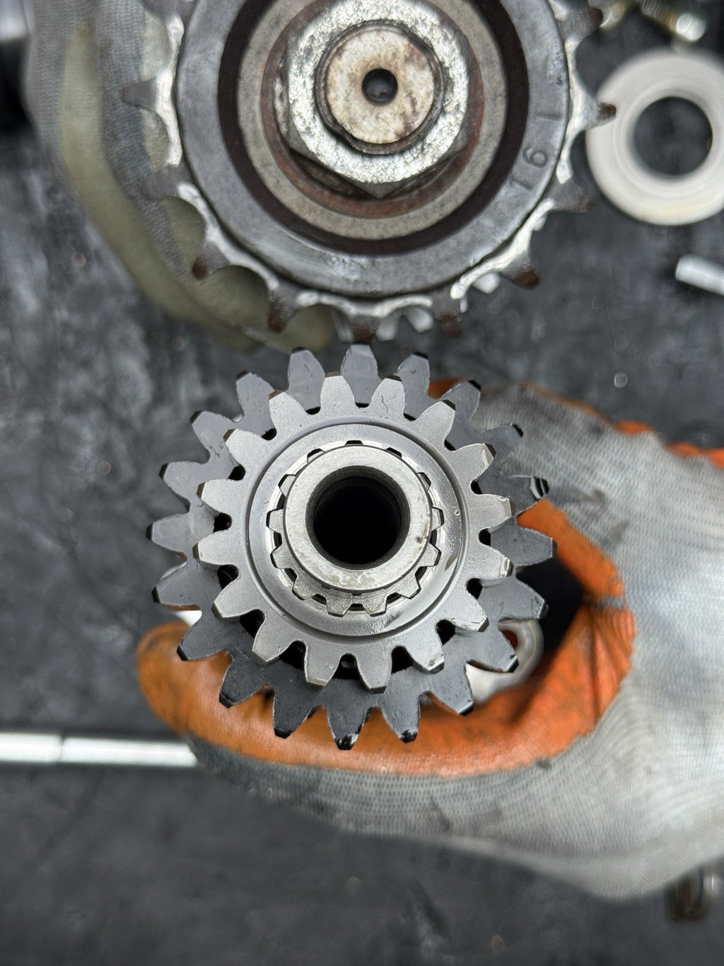 08-16 Yamaha YZF R6 OEM Engine Motor Transmission Tranny Gears Dogs Shaft R620