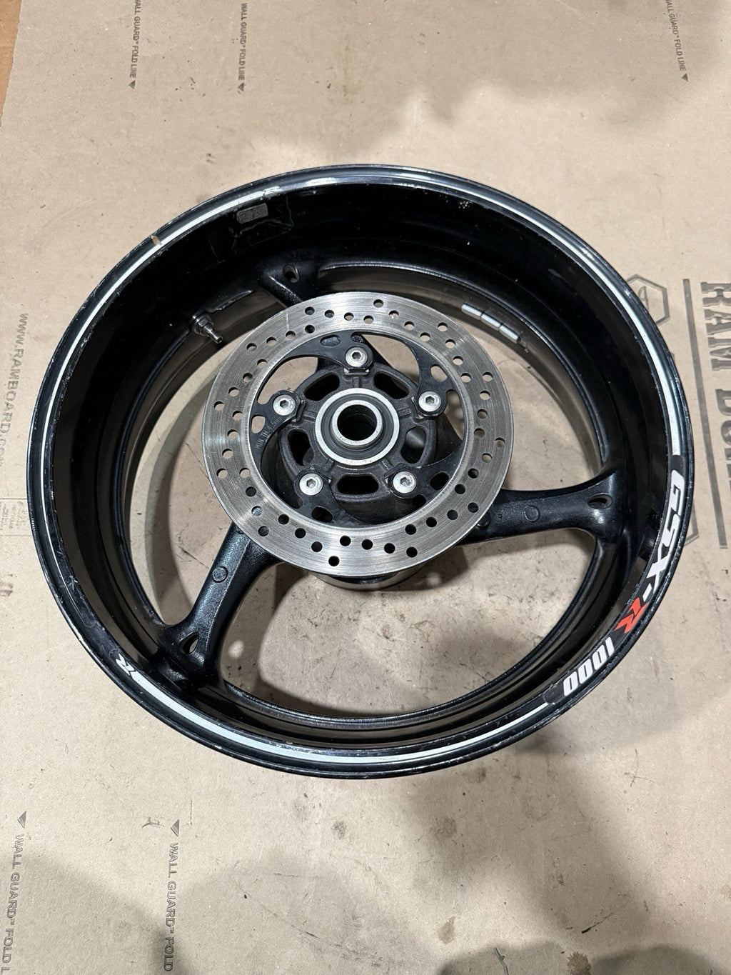 09-16 Suzuki GSXR1000 OEM Rear Wheel Rim Hub Sprocket Rotor Assembly Black