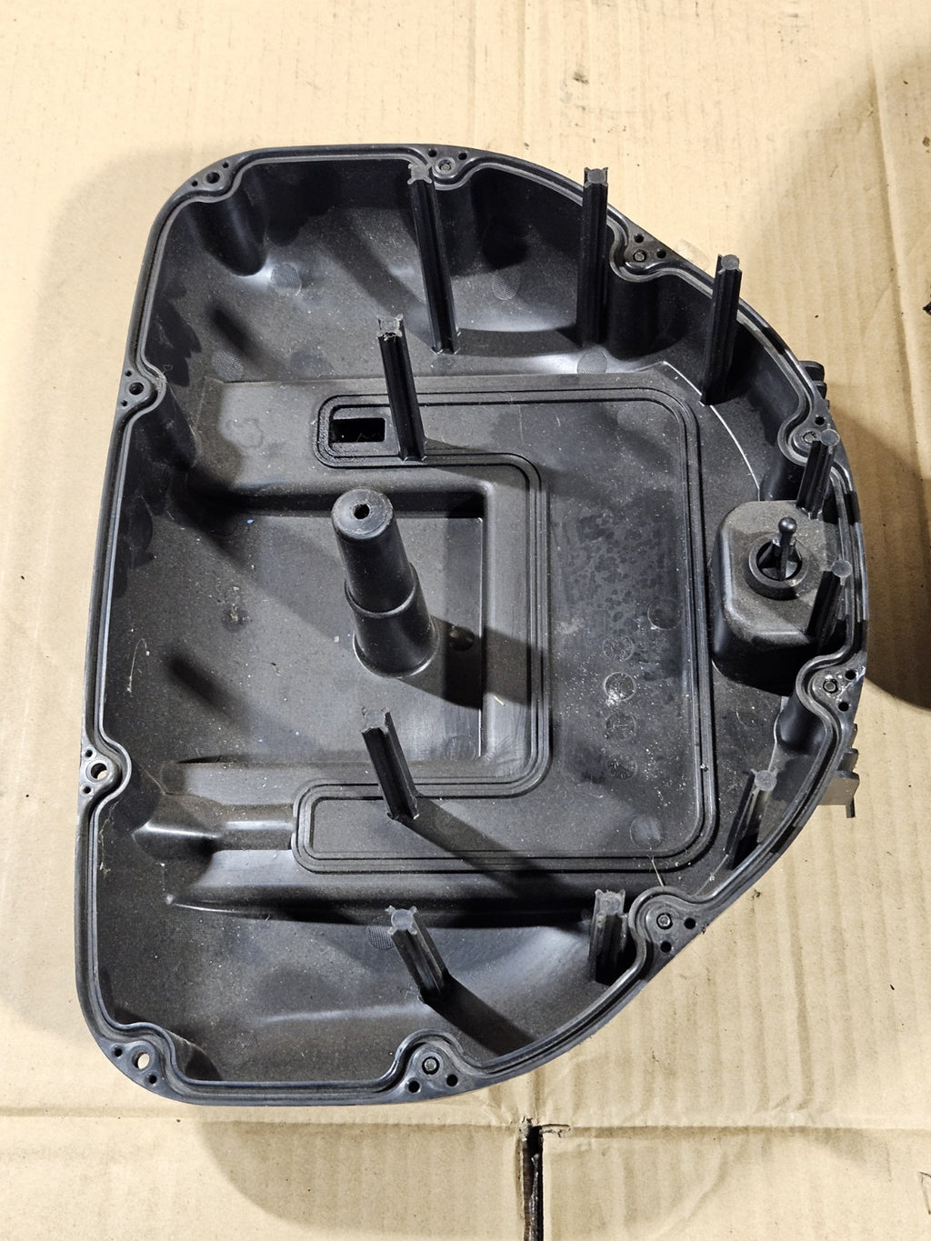 2006 Suzuki GSXR600 Airbox Partial OEM 1370001H01 2006-2007 Genuine Intake 7