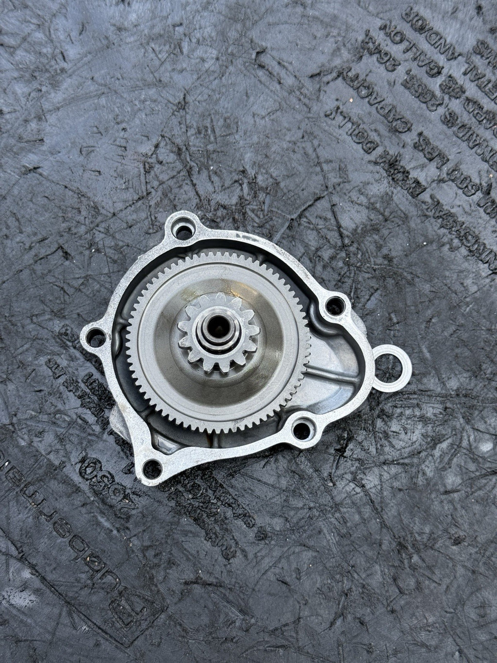 2000-2003 Suzuki GSXR750 OEM Starter Clutch Gear Engine Side Cover Assembly1