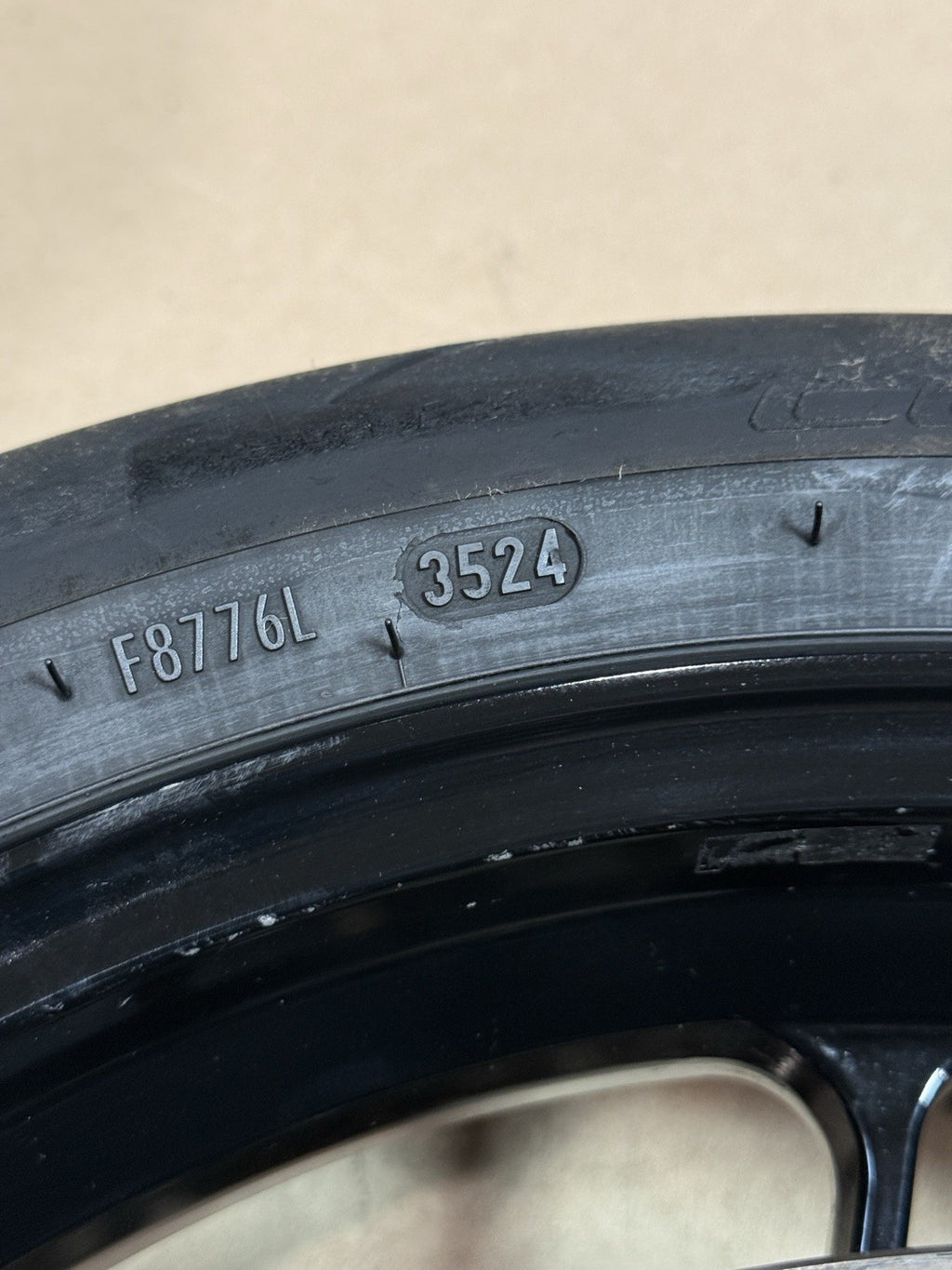 2021-24 Aprilia RSV4 1100 OEM Front & Rear Wheel Rim Set Mounted Tires Straight