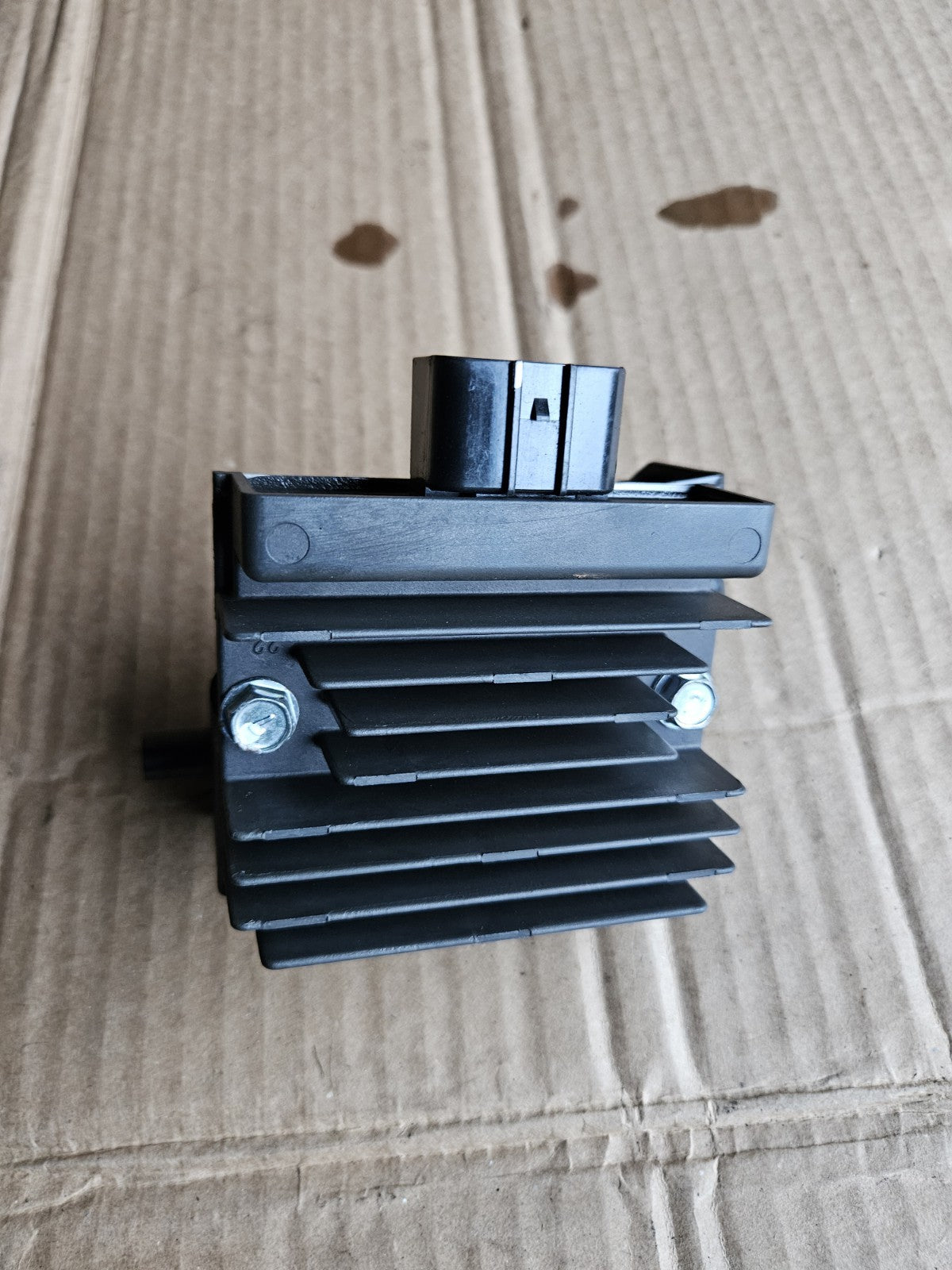 2017-2025 Kawasaki Ninja 650 ABS Z650 OEM Voltage Regulator Rectifier 21066-07501