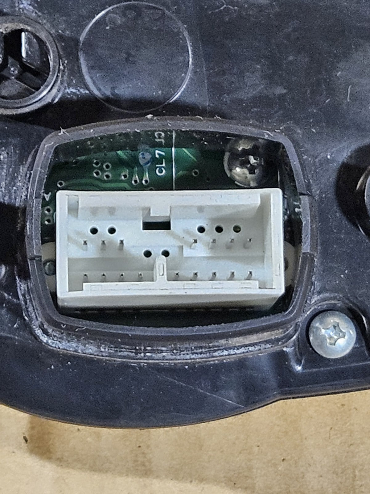 2006 Suzuki GSXR600 Instrument Cluster OEM 3412001H20 Genuine Gauges Speedo Tach4